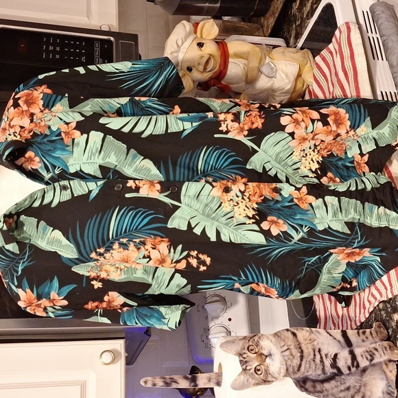 Tops - f Girl With Curves Button Stretch Floral Hawaiian Shirt Size XL